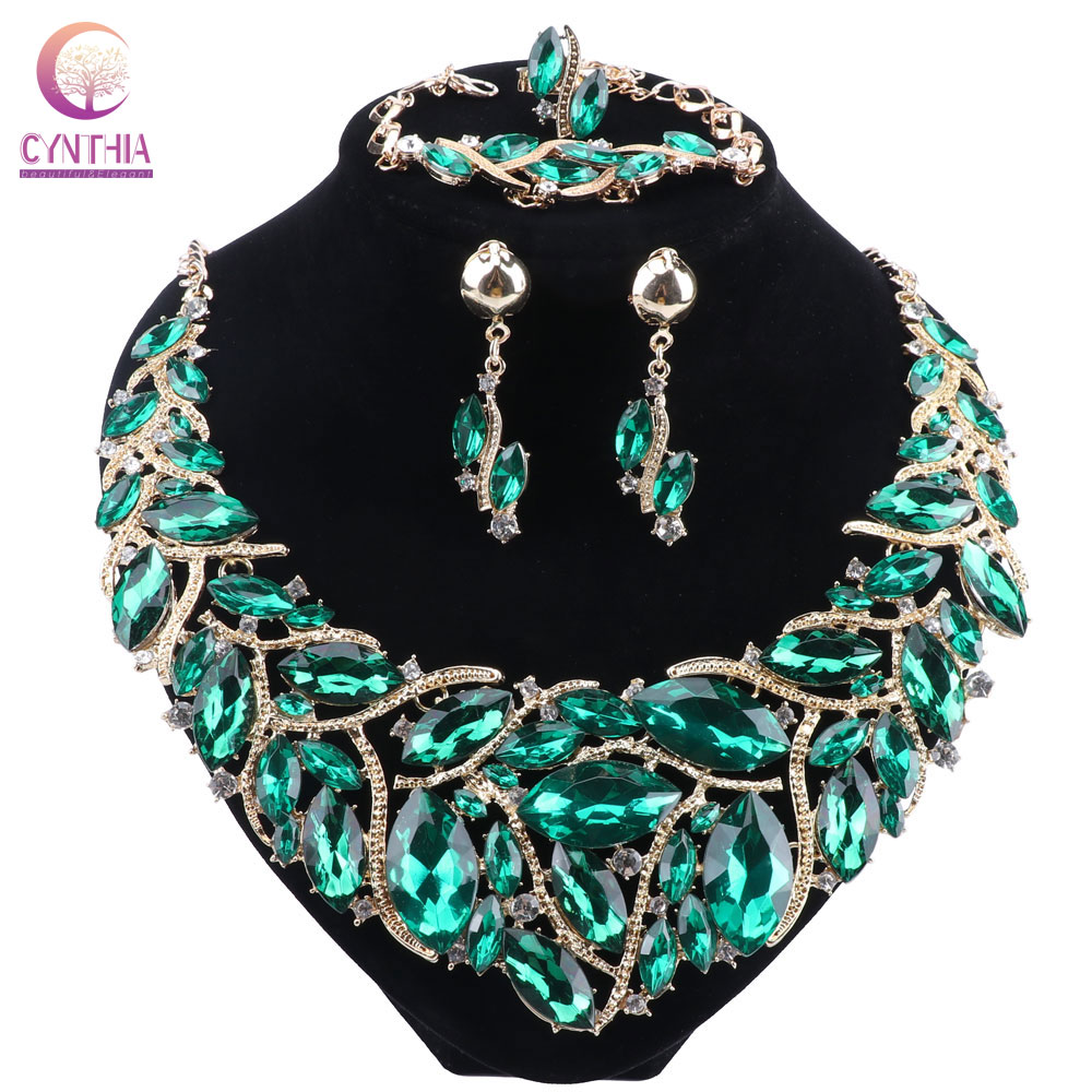Indian Wedding Supply - CYNTHIA luxe couleur verte cristal collier
